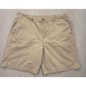 Disney Parks Men’s Shorts Size 38 Khaki Beige Flat Front Mickey Mouse Embroidery